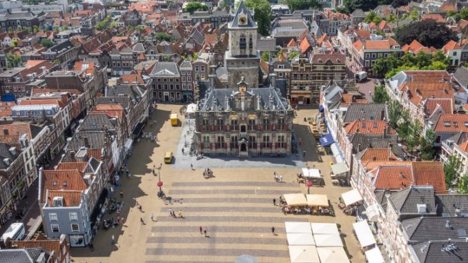 delft