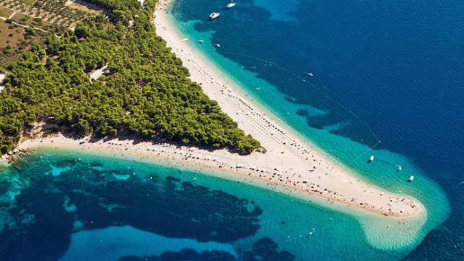 croatia-zlatni-rat-beach